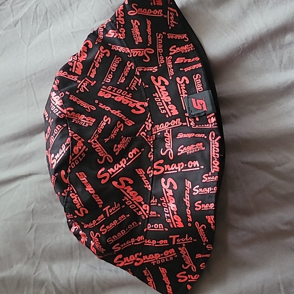Snap-on Bucket hat